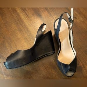 BCBG Black Wedges 7M BG-Tashaa